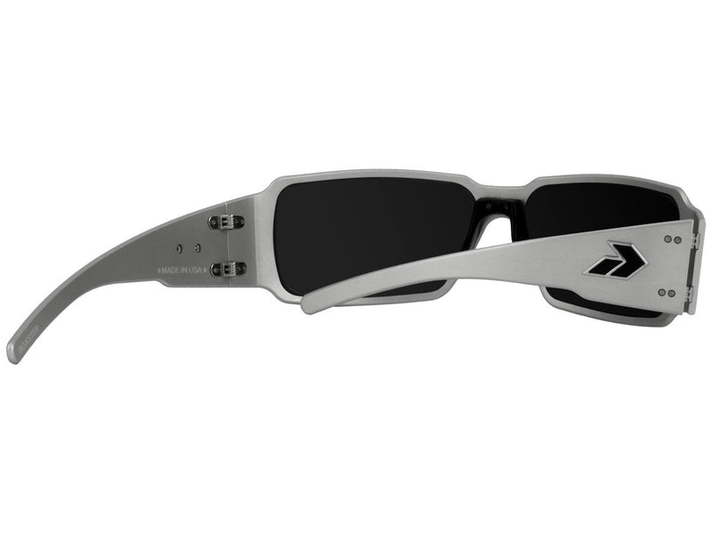 Brushed / Smoke Polarized